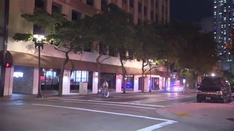 Historic building in downtown Miami evacuated after being deemed unsafe
